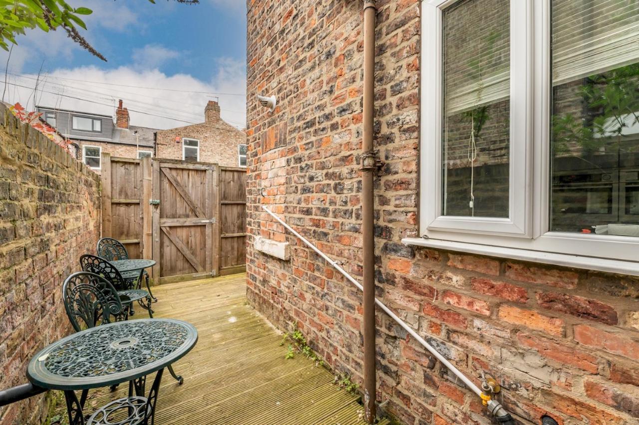 Villa Stunning And Modern 5 Bed House I Pass The Keys York Exterior foto